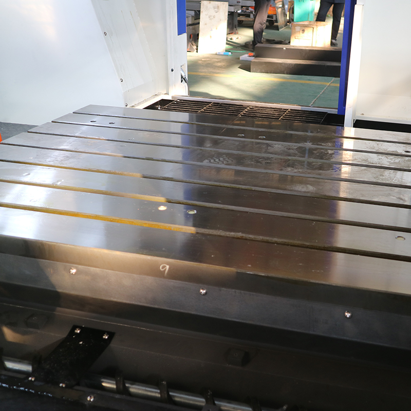 GMC1614小型龍門加工中心特點及應用領域 GMC1614小型龍門加工中心特點及應用領域